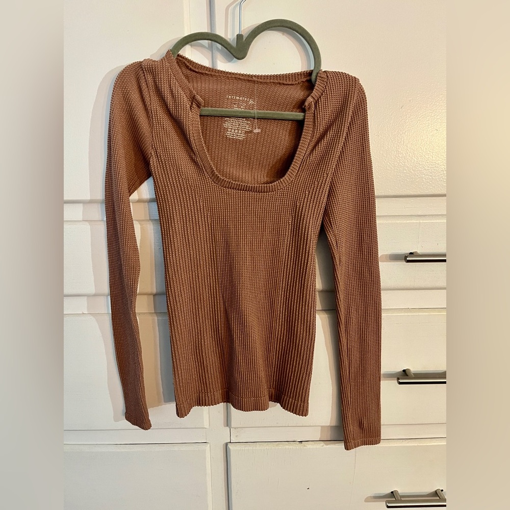 🆕 Free People Clean Slate layering top in brown size M/L - Picture 6 of 11